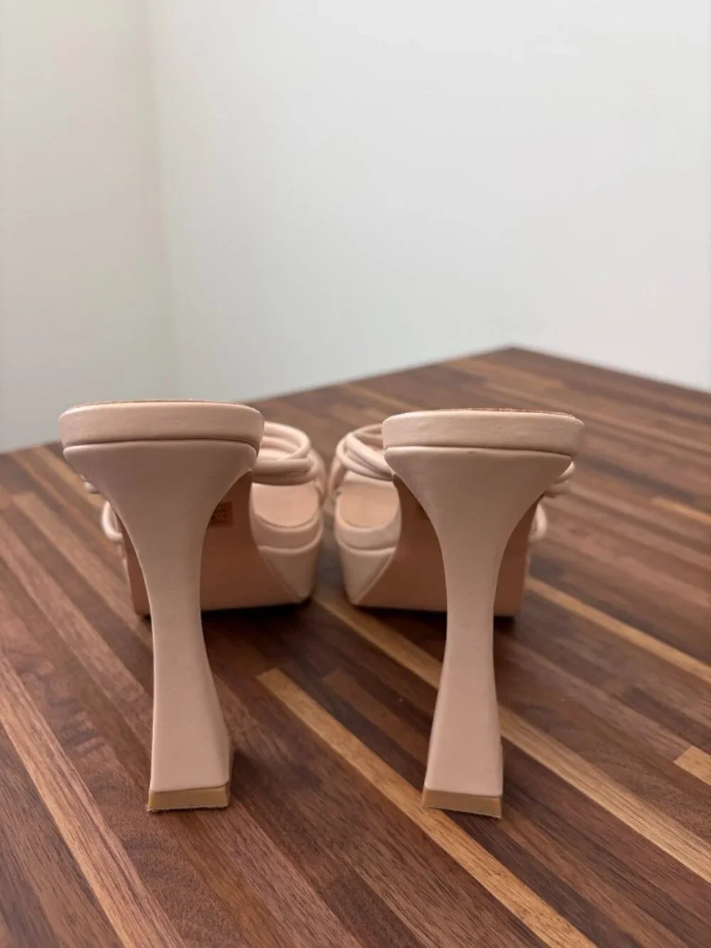 Charlotte Russe Cream Faux Leather Chunky Platform Sandals